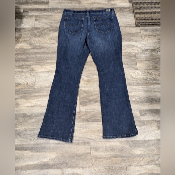 Lee Regular Fit Bootcut mid Rise Flex Motio Women's Blue Jean. Unique With Snaps - Picture 6 of 8